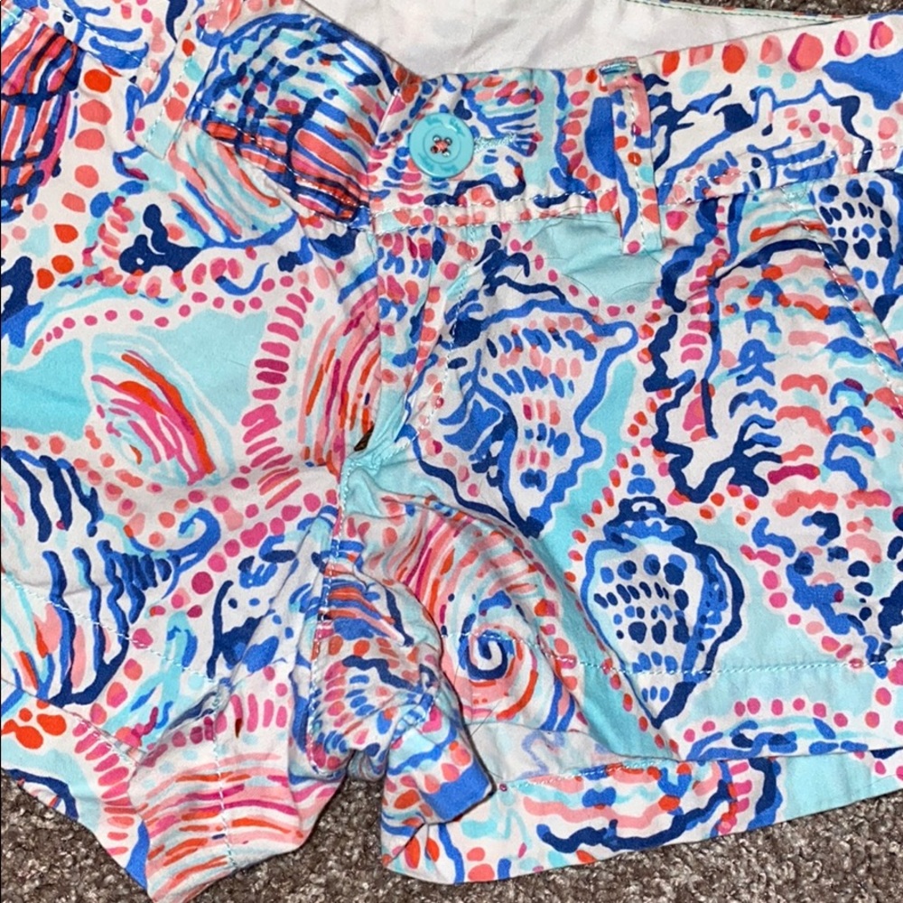 Lilly Pulitzer shorts. Size 00. Worn 3-6 times.